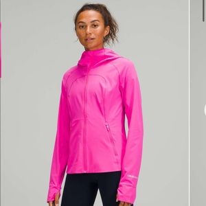 Lululemon Mist Over Windbreaker *Pow Pink size:6